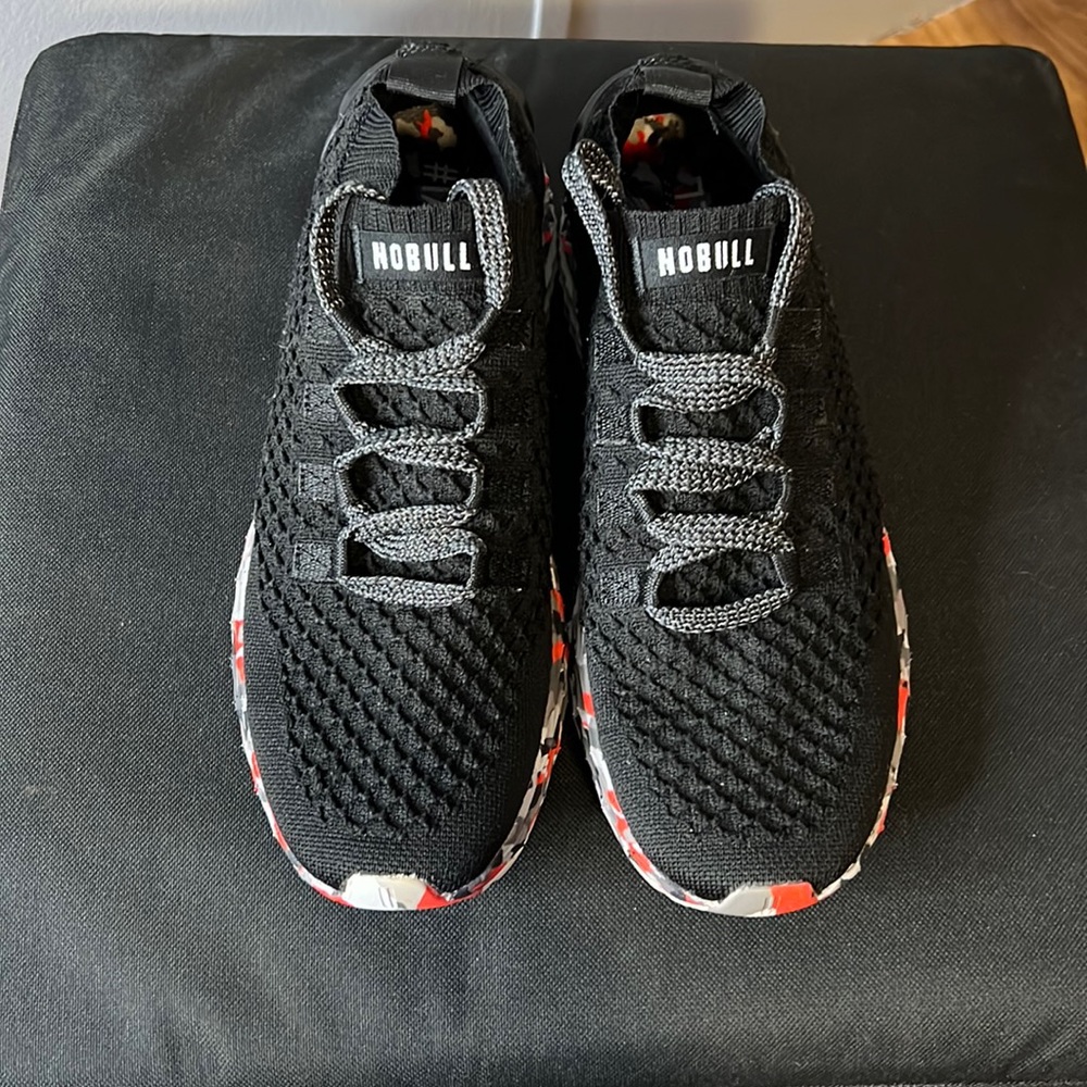 NOBULL wild storm knit runner size 8 men 9.5 women